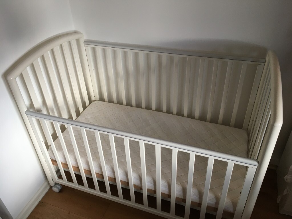 gumtree cot bed
